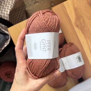 Sandnes Garn Peer Gynt in Dust Plum Pink